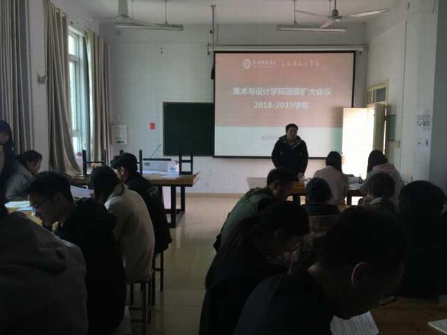 Cache_-4ab3d5bc07a1e912..jpg Cache_-4ab3d5bc07a1e912..jpg